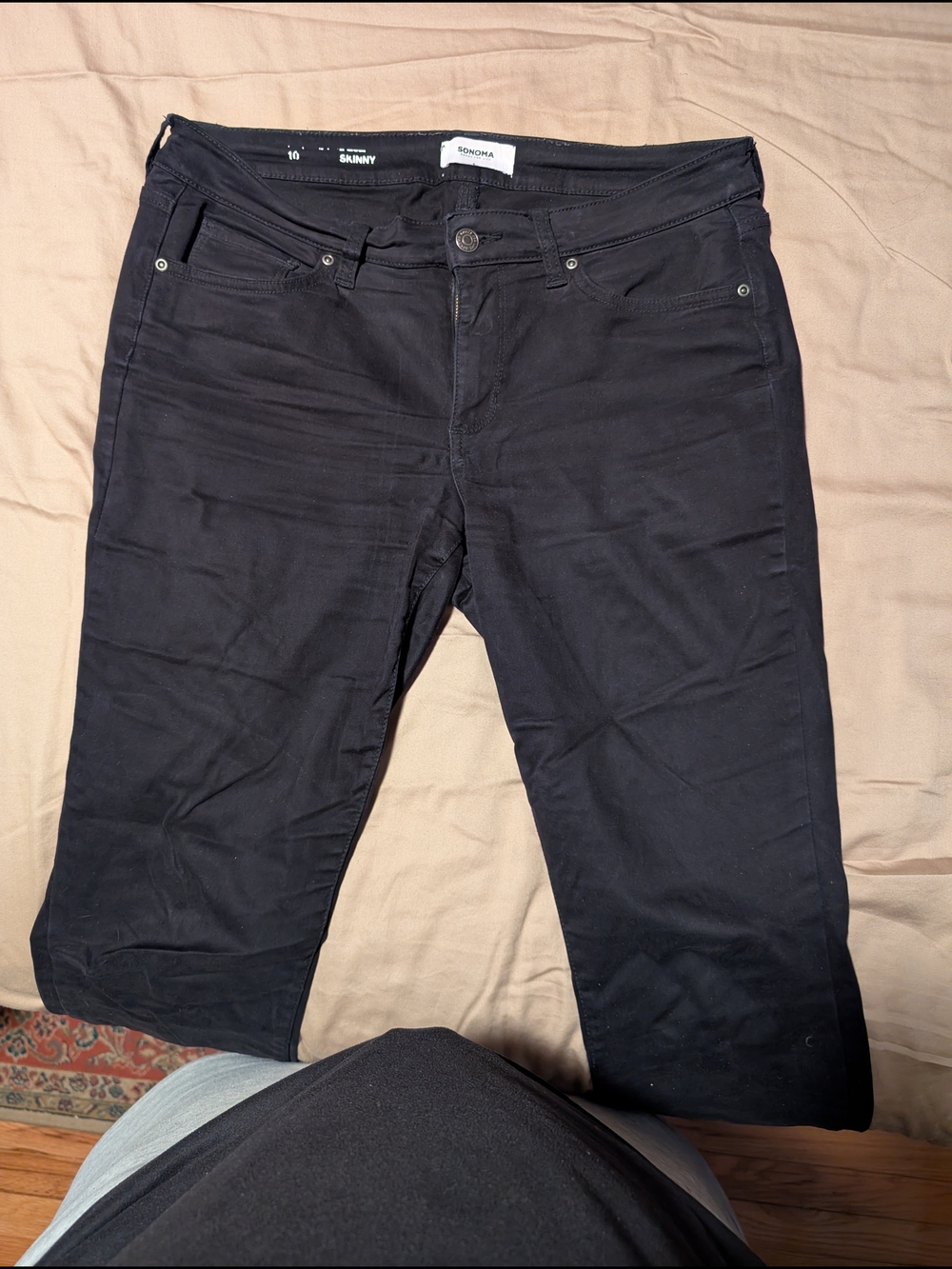 Sonoma Women’s Skinny Jeans - Black Size 10 EUC